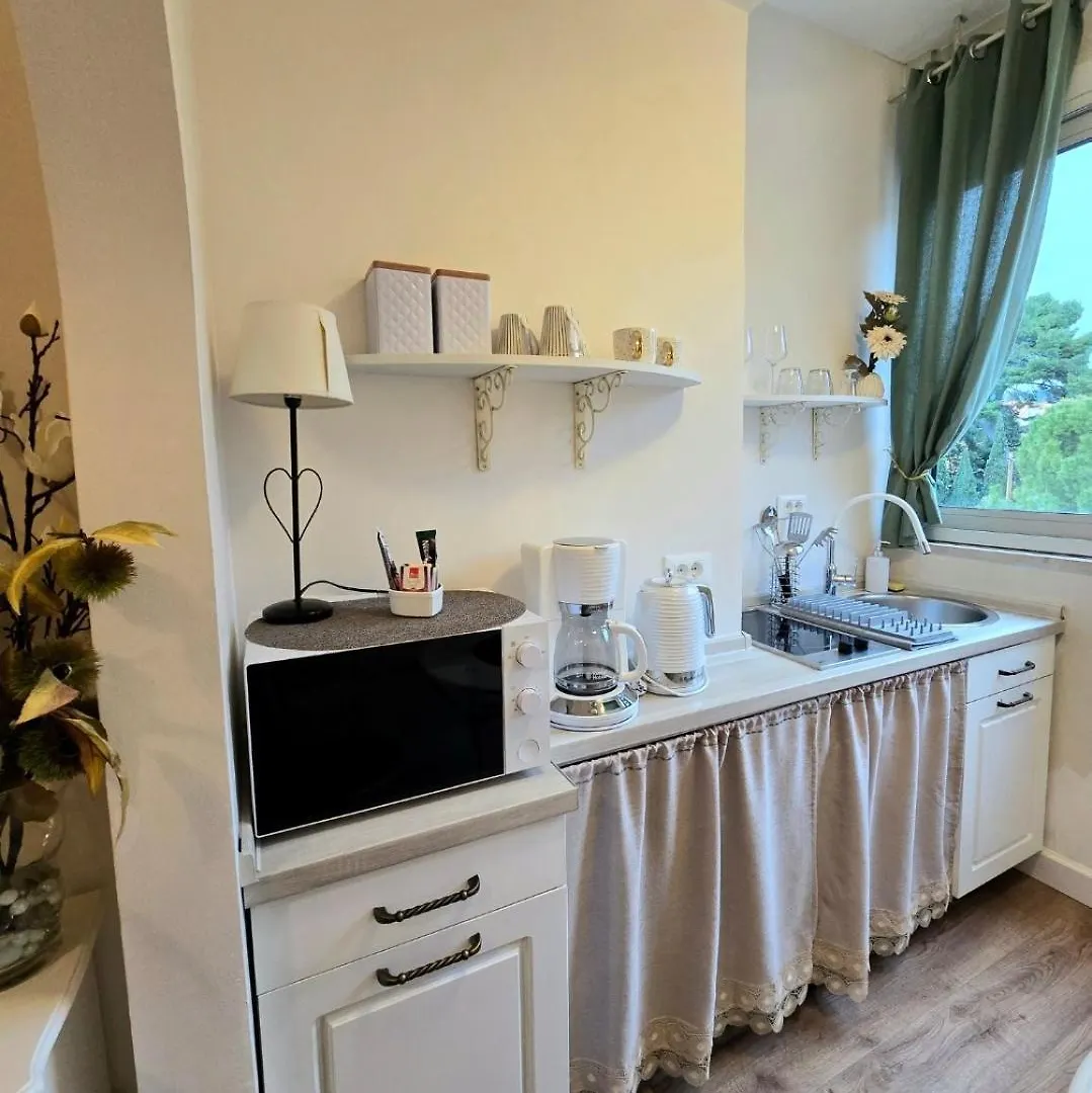 Apartments Suzy Split